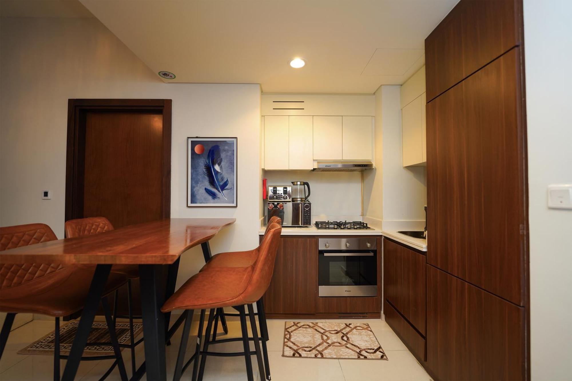 Brown Stone -canal View Vera Ii Apartment Dubai